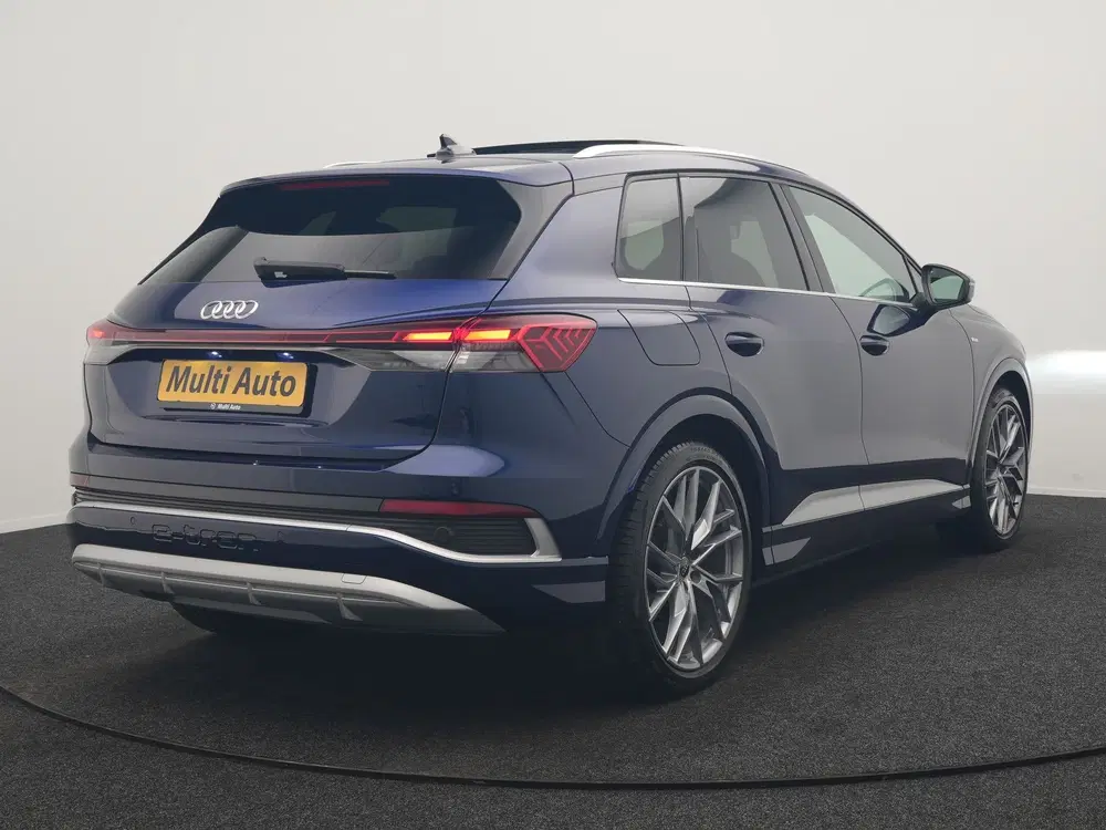 Audi Q4 e-tron 35 2x S Line 55 kWh 170pk uit 2023, foto 3