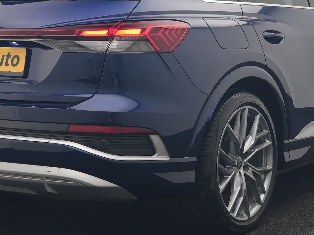 Audi Q4 e-tron 35 2x S Line 55 kWh 170pk uit 2023, foto 8