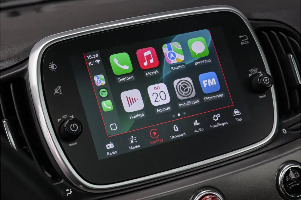 Fiat 500 1.0 Hybrid Sport Full option Speciale kleu uit 2022, foto 12