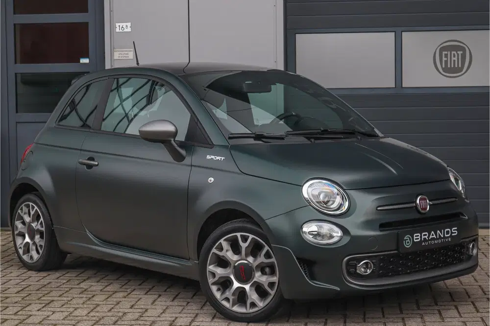 Fiat 500 1.0 Hybrid Sport Full option Speciale kleu uit 2022, foto 3