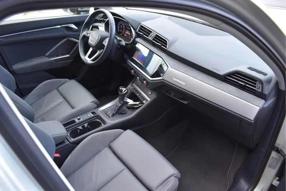 Audi Q3 45 TFSI e Black Edition 245 Pk Pano Navi L uit 2021, foto 7