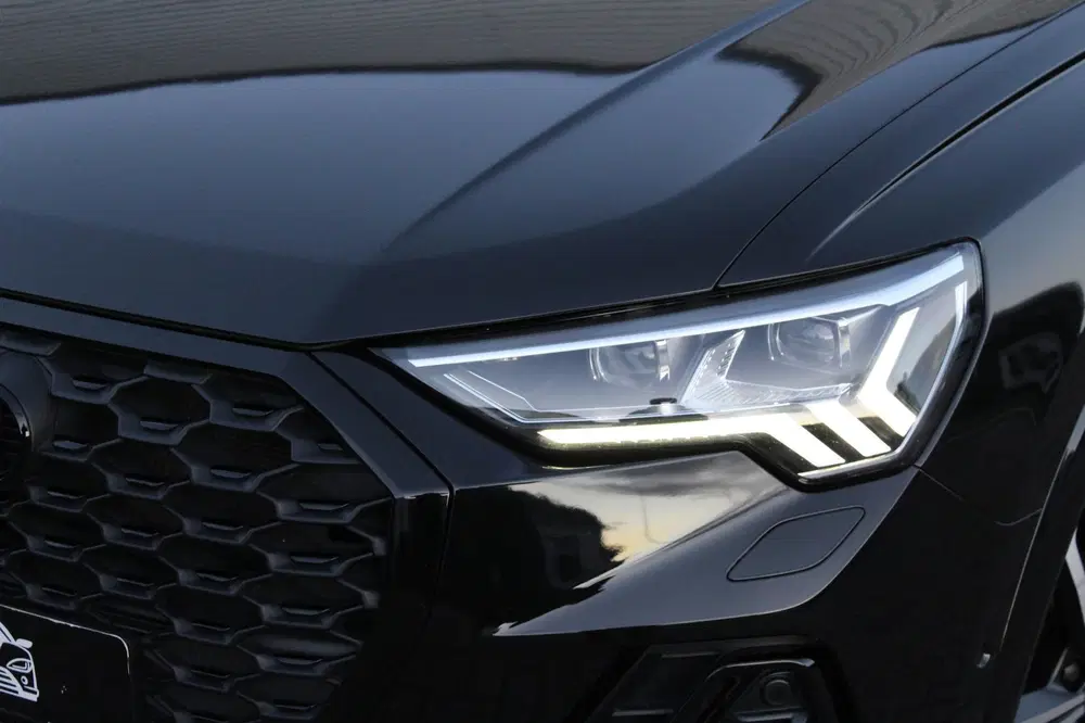 Audi Q3 45 TFSIe uit 2021, foto 11