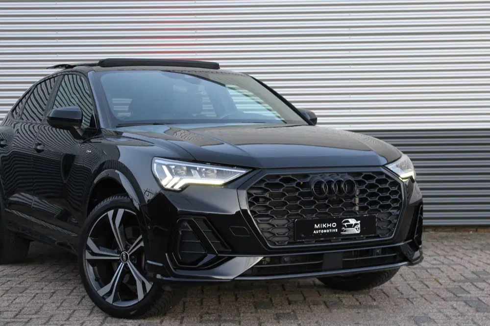 Audi Q3 45 TFSIe uit 2021, foto 14