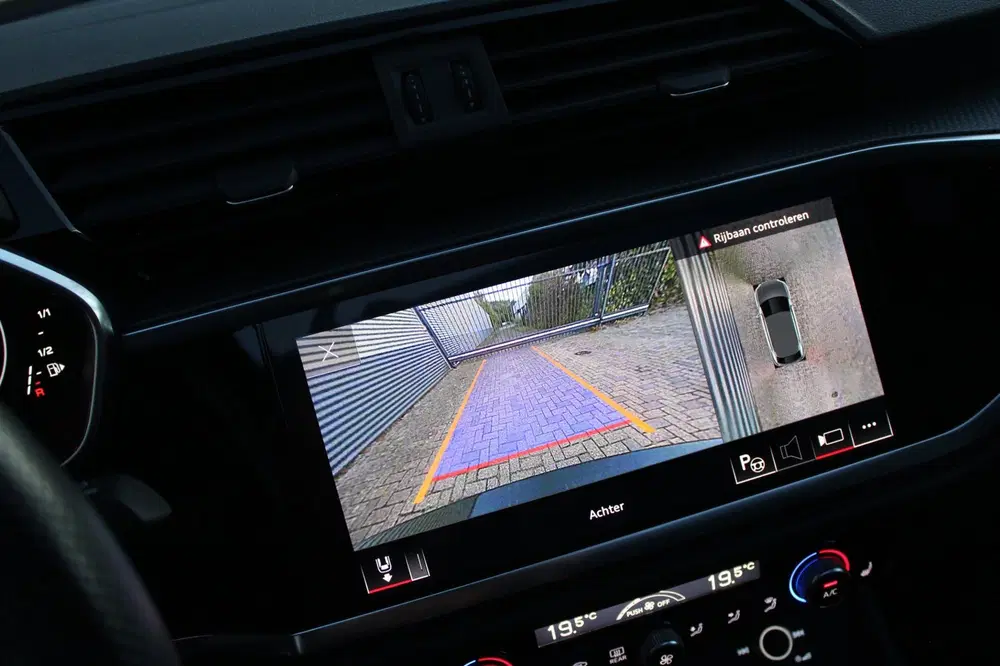 Audi Q3 45 TFSIe uit 2021, foto 7