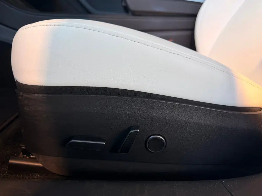 Tesla Model 3 Long Range uit 2021, foto 15