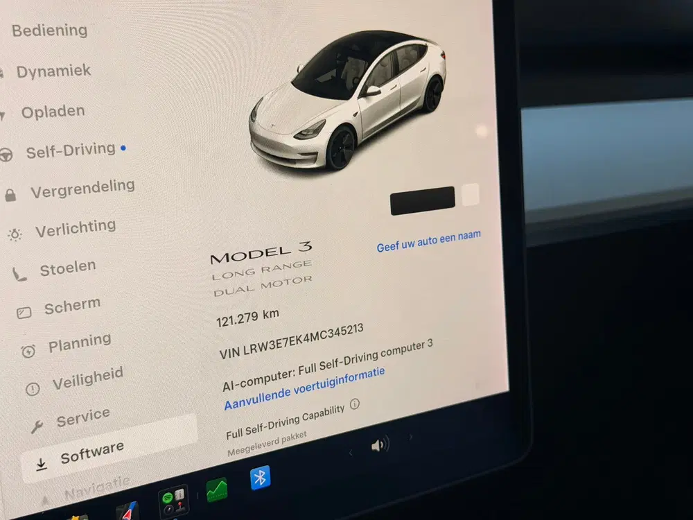 Tesla Model 3 Long Range uit 2021, foto 9