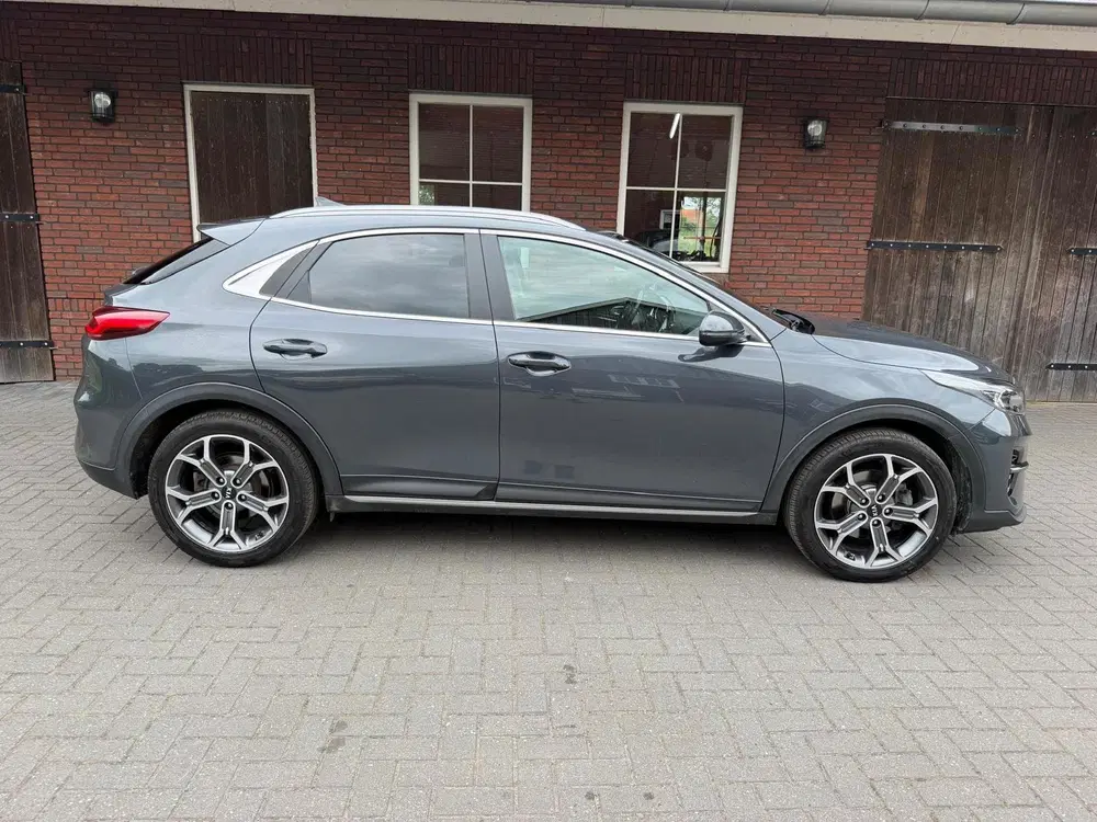 Kia XCeed 1.0 T-GDi DynamicLine uit 2020, foto 4