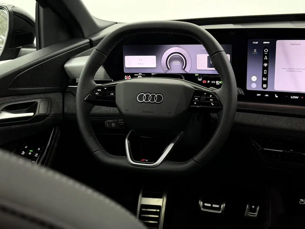 Audi Q6 e-tron S edition performance 100 kWh Panoramadak uit 2026, foto 13