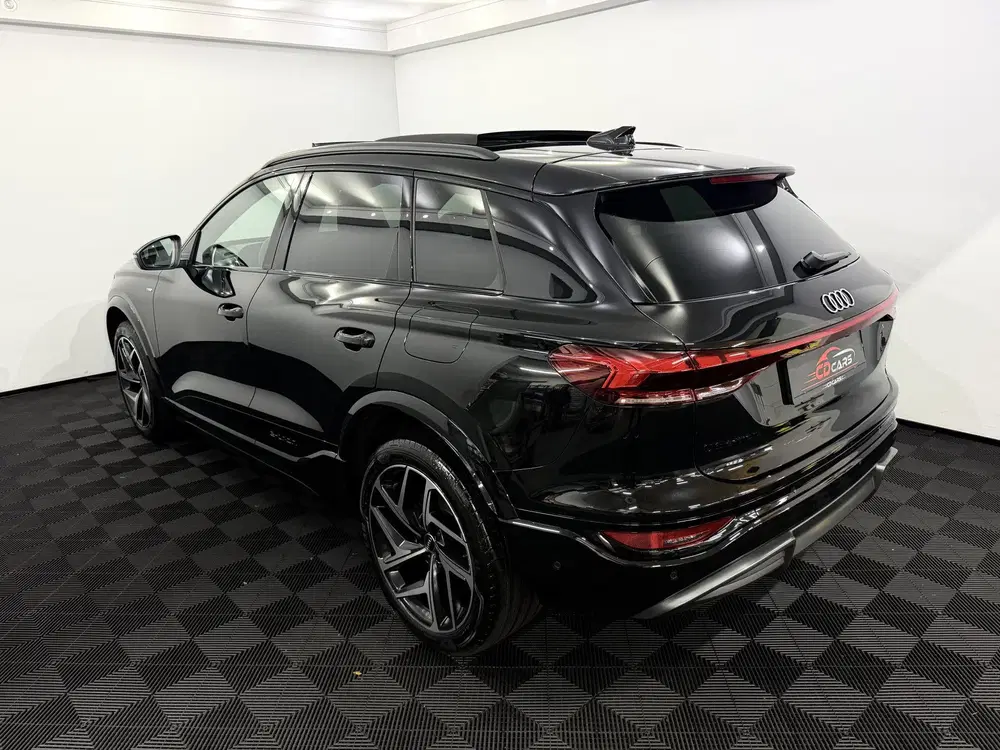 Audi Q6 e-tron S edition performance 100 kWh Panoramadak uit 2026, foto 4
