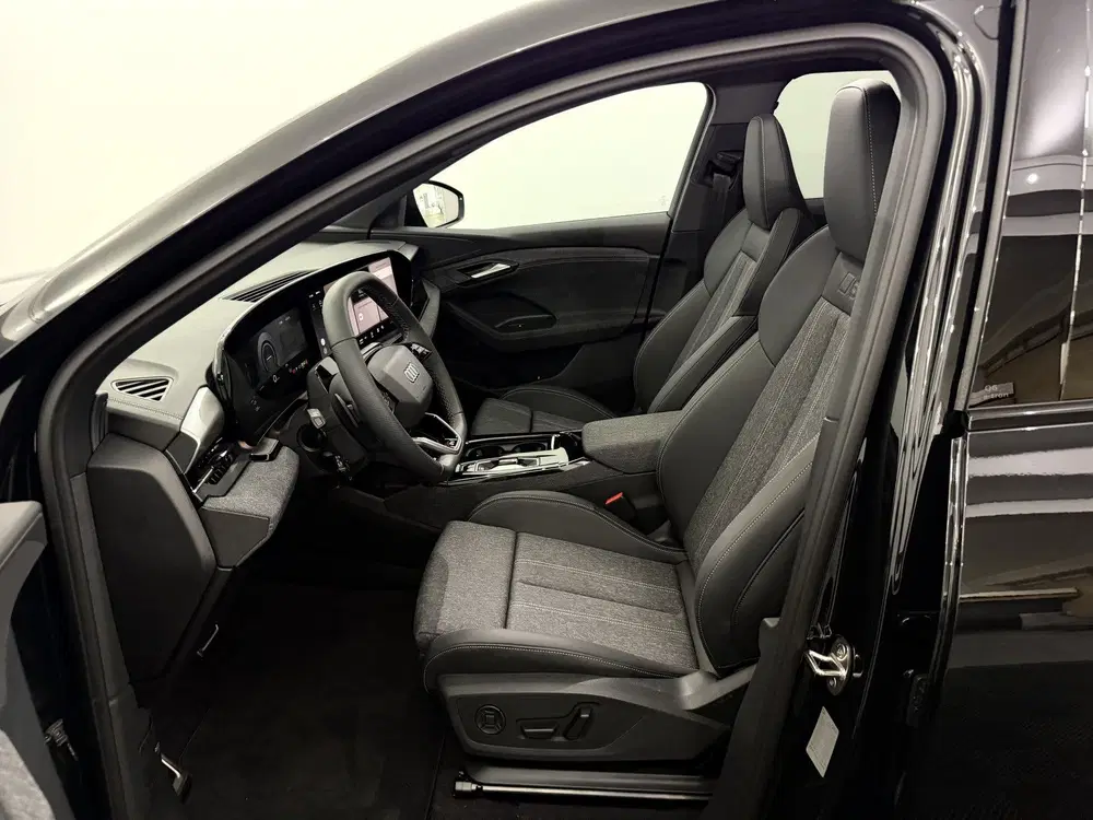 Audi Q6 e-tron S edition performance 100 kWh Panoramadak uit 2026, foto 7