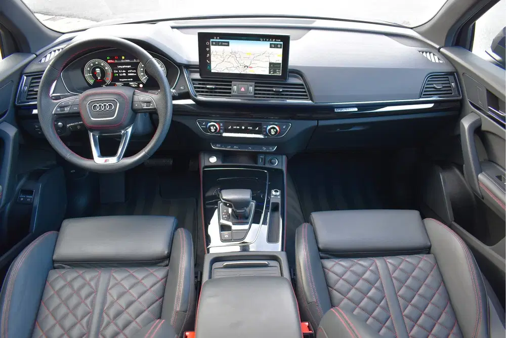 Audi Q5 55 TFSI e S-Line 367 Pk Competition RS Led uit 2022, foto 10