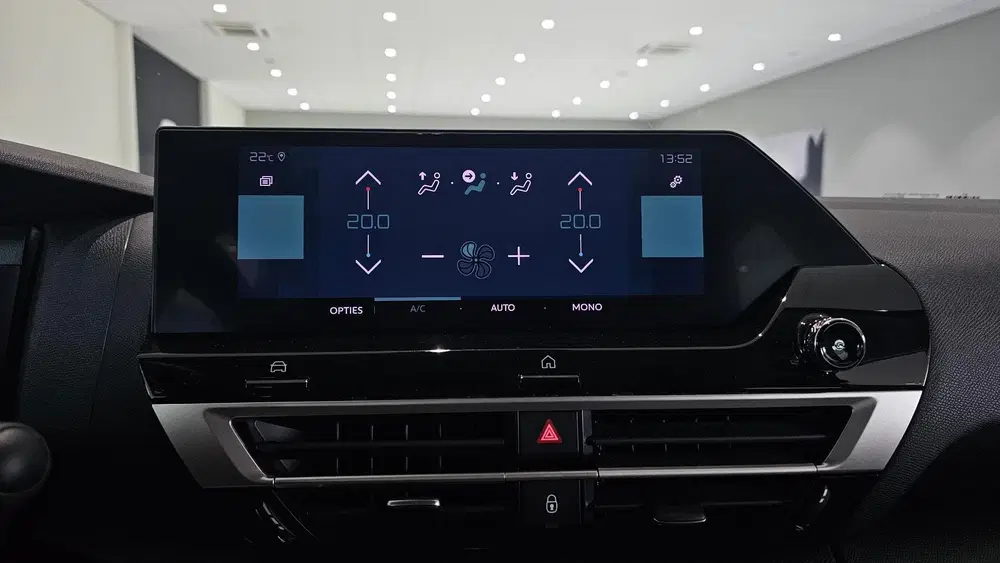 Citroën C4 Citroen Ë-C4 Feel 50 kWh Climate Control uit 2023, foto 15