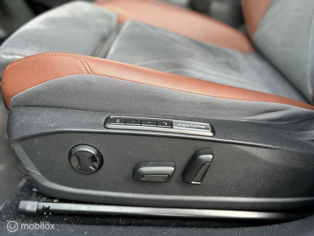 Volkswagen ID.4 77 kWh uit 2020, foto 15
