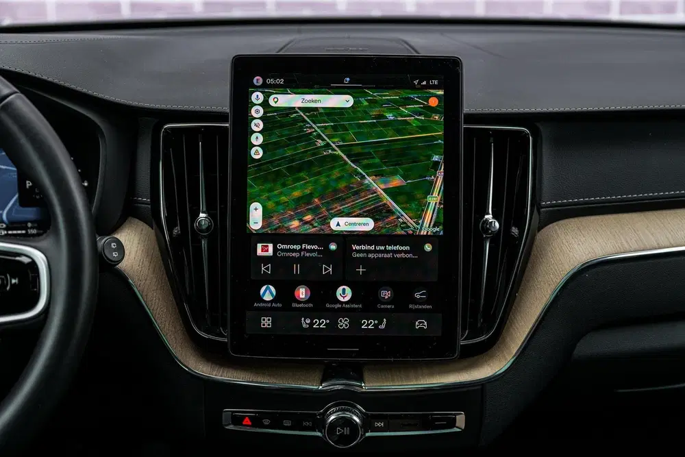 Volvo XC60 2.0 T6 Plug-in Hybrid AWD Ultra Dark uit 2026, foto 11