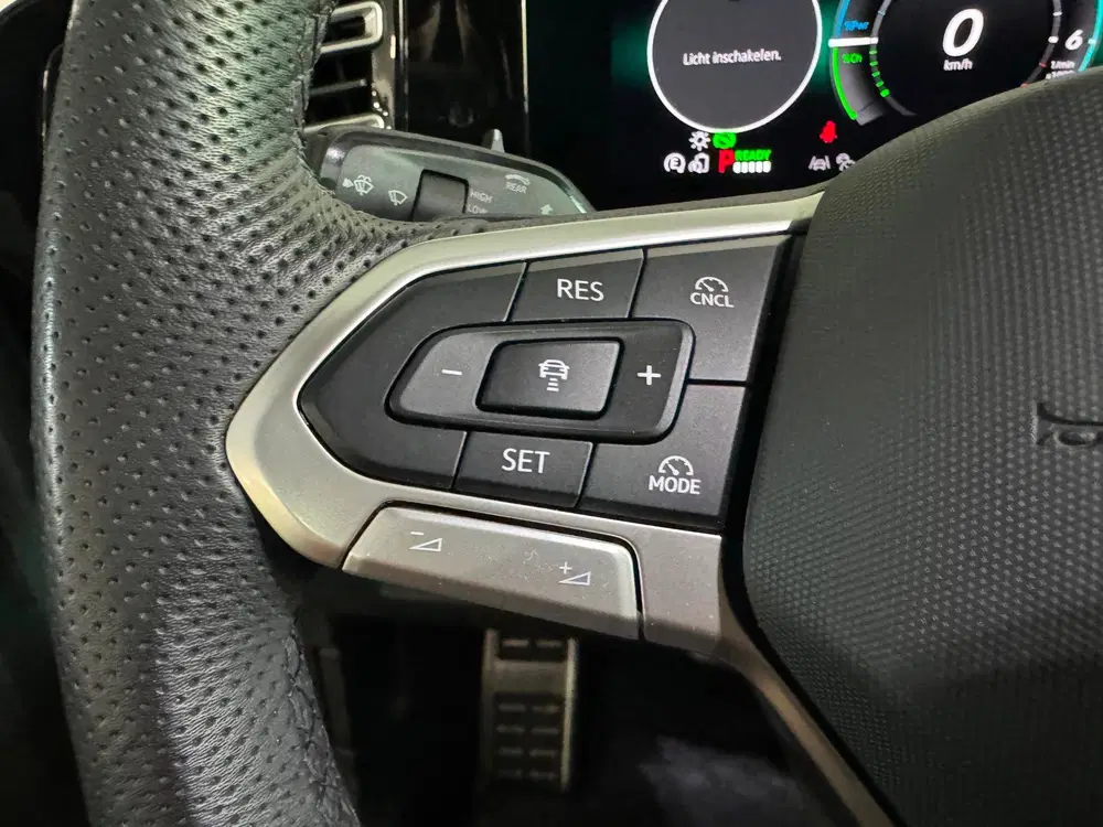 Volkswagen Tiguan 1.5 eHybrid R-Line Business Pano uit 2024, foto 13