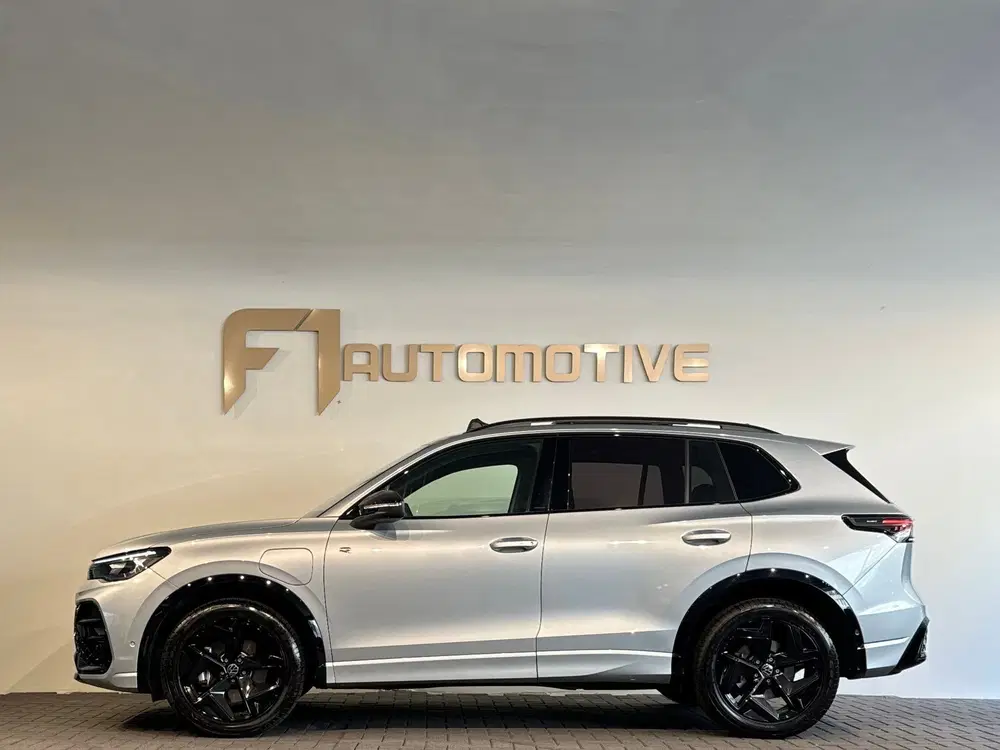 Volkswagen Tiguan 1.5 eHybrid R-Line Business Pano uit 2024, foto 7