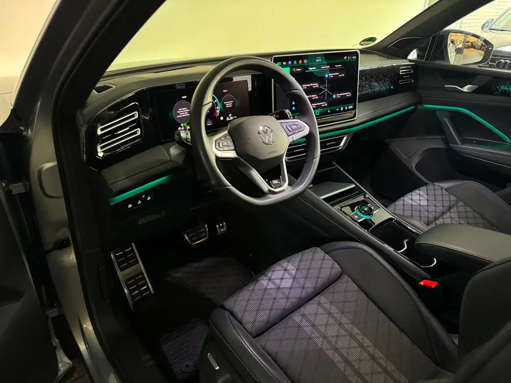 Volkswagen Tiguan 1.5 eHybrid R-Line Business Pano uit 2024, foto 9