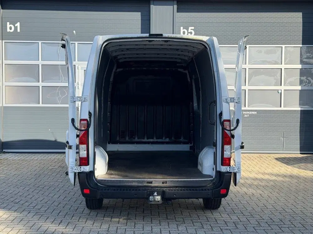 Opel Movano 2.3 Turbo 135PK L3H2 uit 2021, foto 3