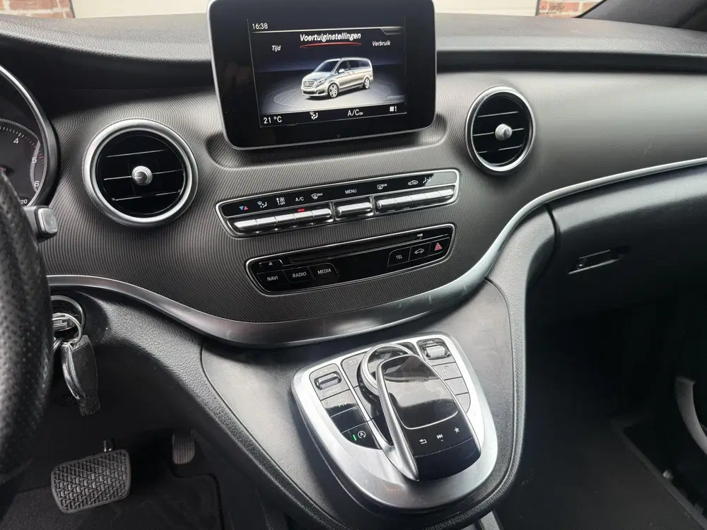 Mercedes-Benz V-Klasse 250d Extra Lang DC Edition 190 pk uit 2019, foto 11