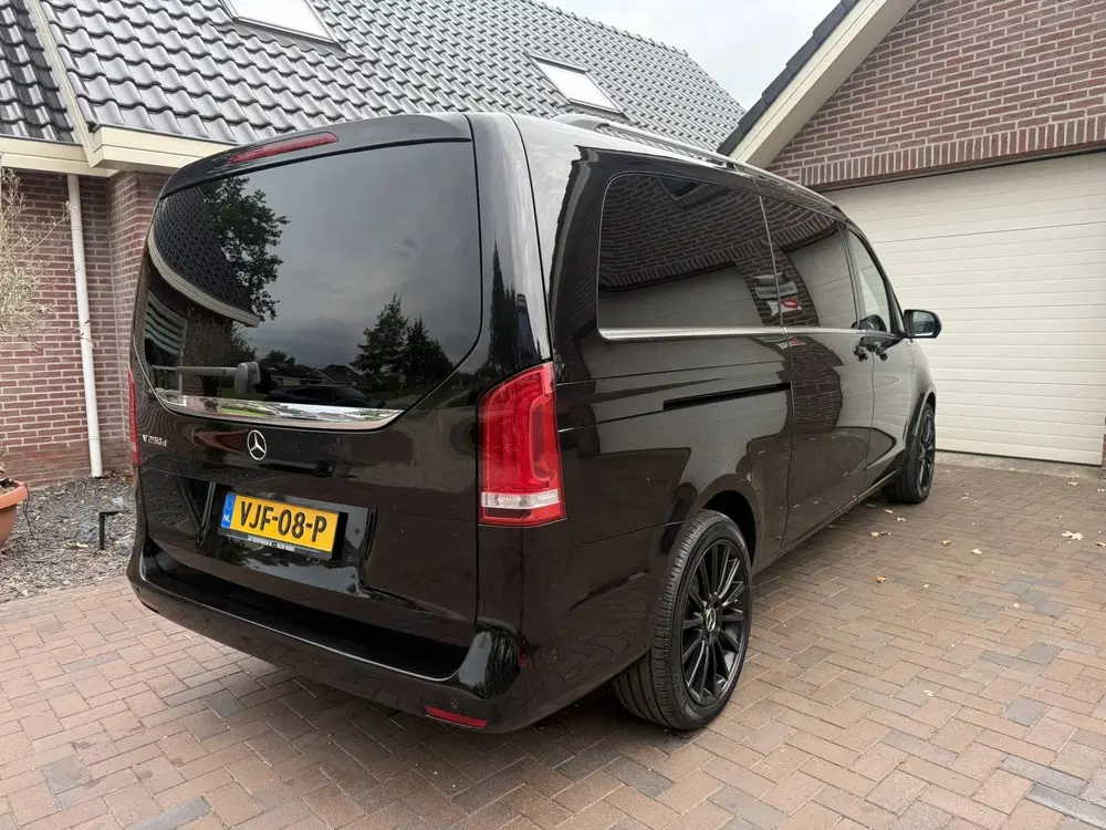 Mercedes-Benz V-Klasse 250d Extra Lang DC Edition 190 pk uit 2019, foto 3