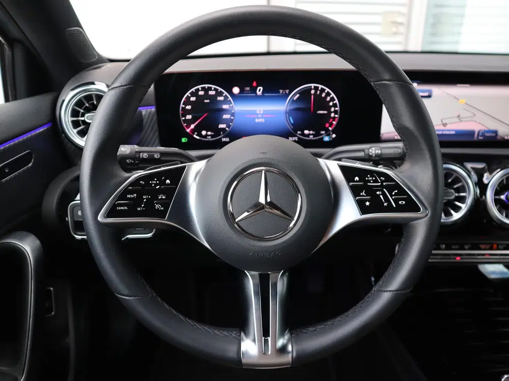 Mercedes-Benz A-Klasse 250 e Business Line l Keyless l Achte uit 2025, foto 12