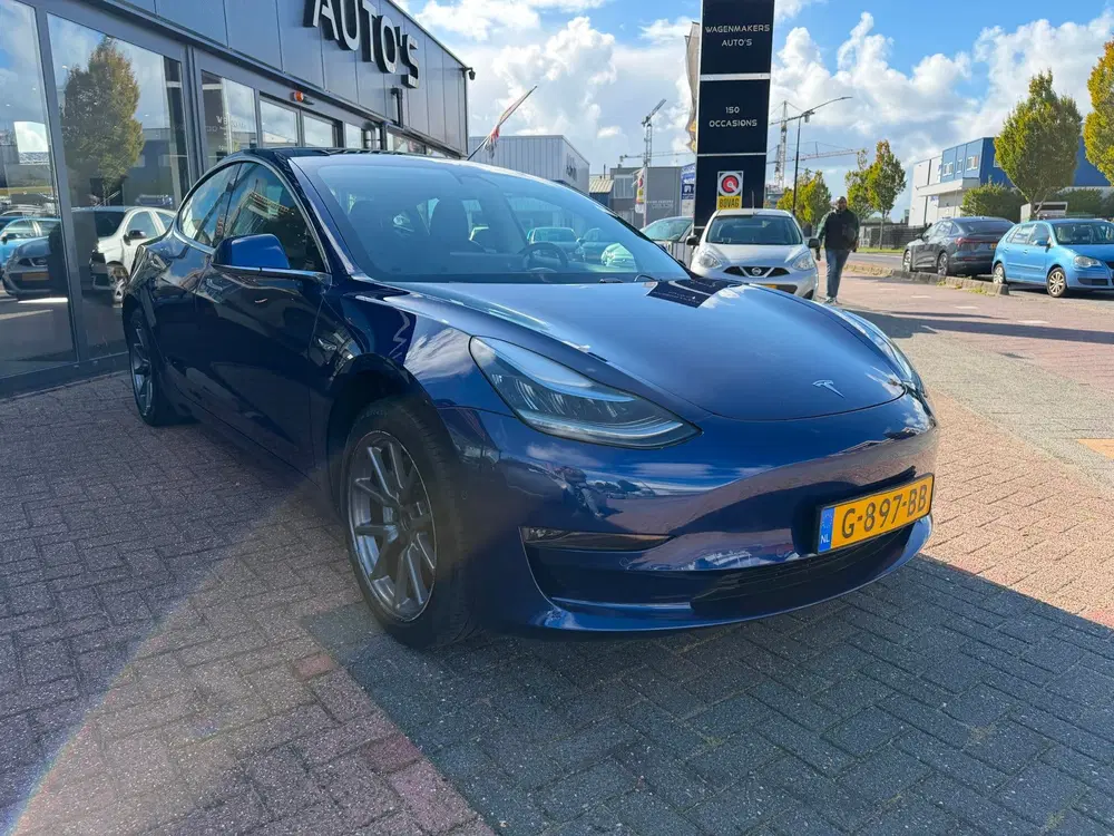 Tesla Model 3 Long Range RWD 75 kWh PANO uit 2019, foto 5