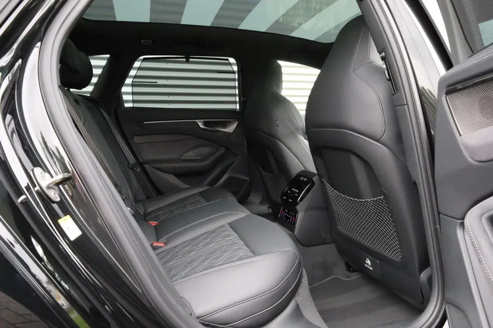Audi A6 e-hybrid Competition 428PK l ABT Aero l AB uit 2026, foto 13