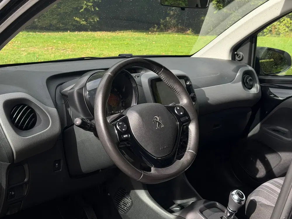 Peugeot 108 1.0e-VTi Allure 5Drs uit 2019, foto 4