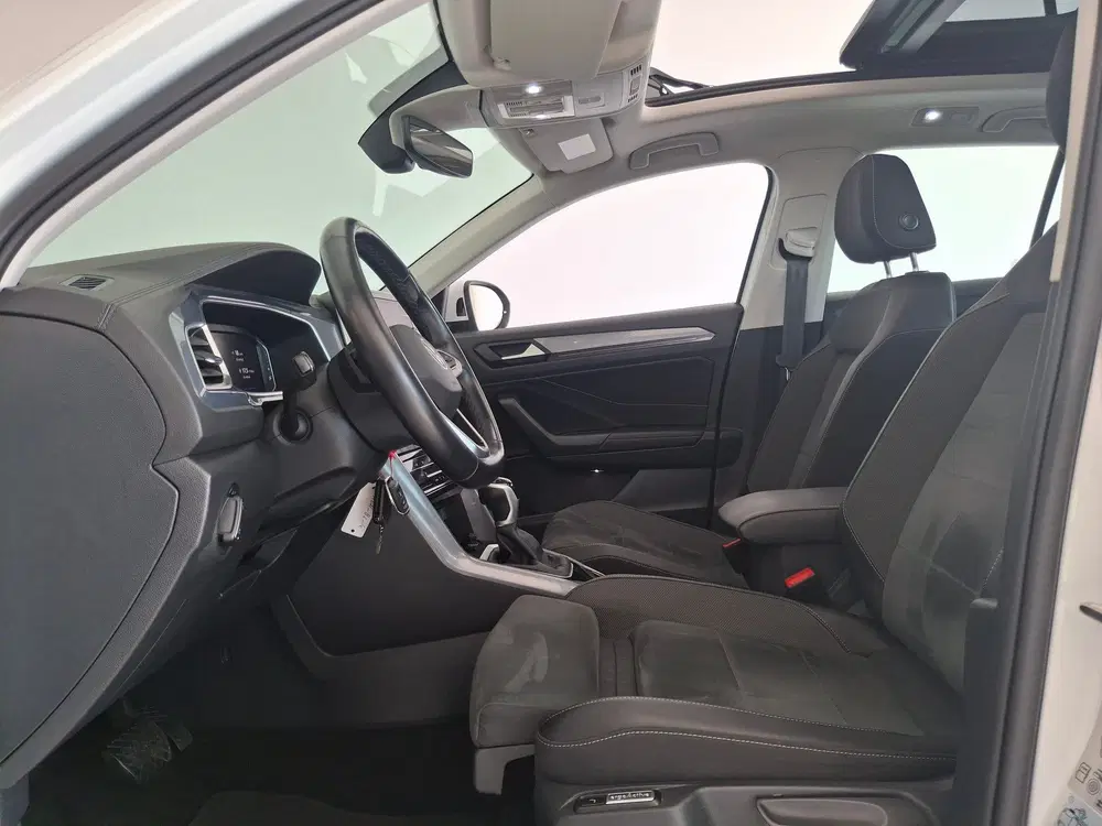 Volkswagen T-Roc 1.5 Tsi Style Automaat uit 2023, foto 3