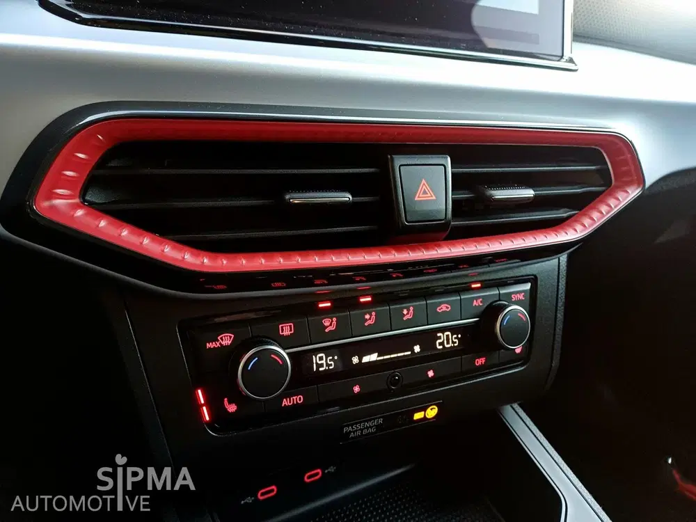 SEAT Ibiza Luxe Seat Ibiza 1.0TSI 95pk FRintense uit 2022, foto 9