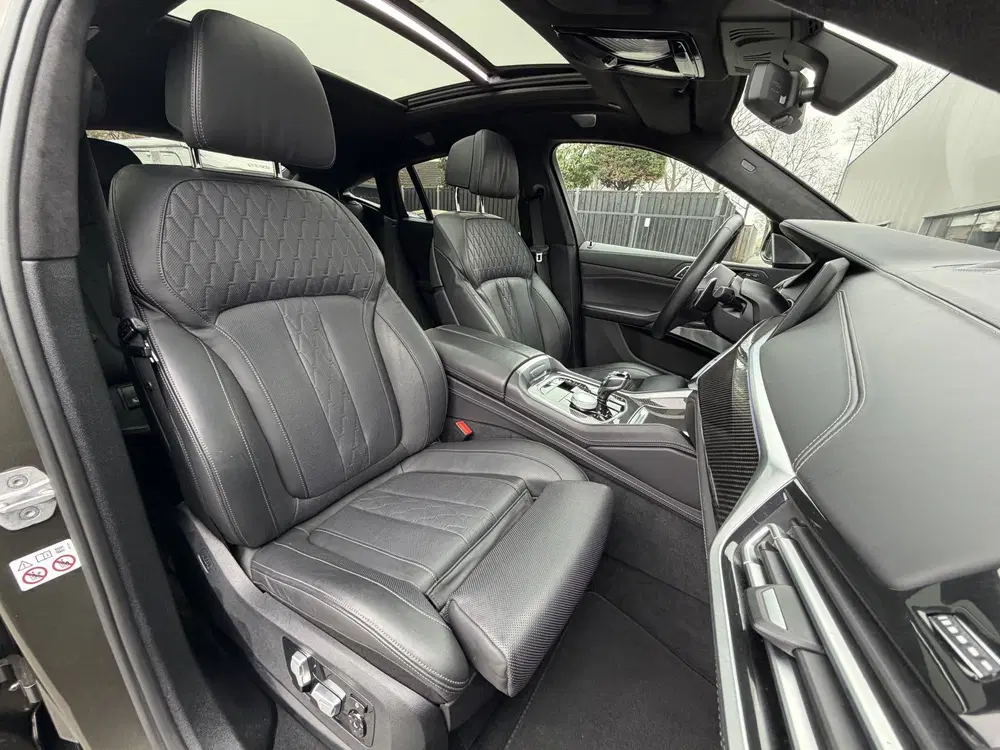 BMW X6 M50i High Executive uit 2020, foto 7