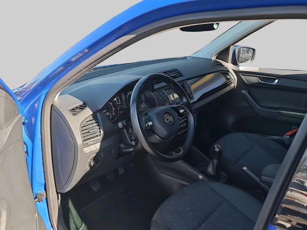 Skoda Fabia 1.0 TSI Business Edition uit 2021, foto 3