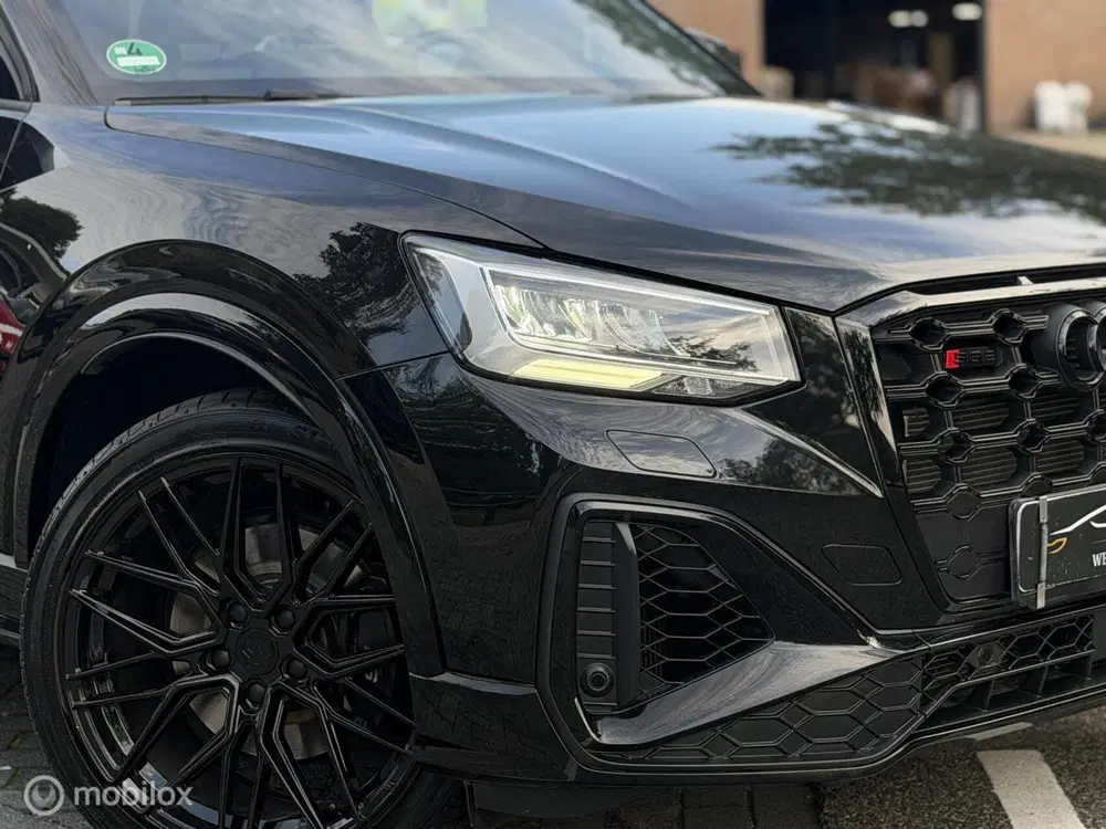 Audi Q2 2.0 TFSI Quattro uit 2023, foto 2