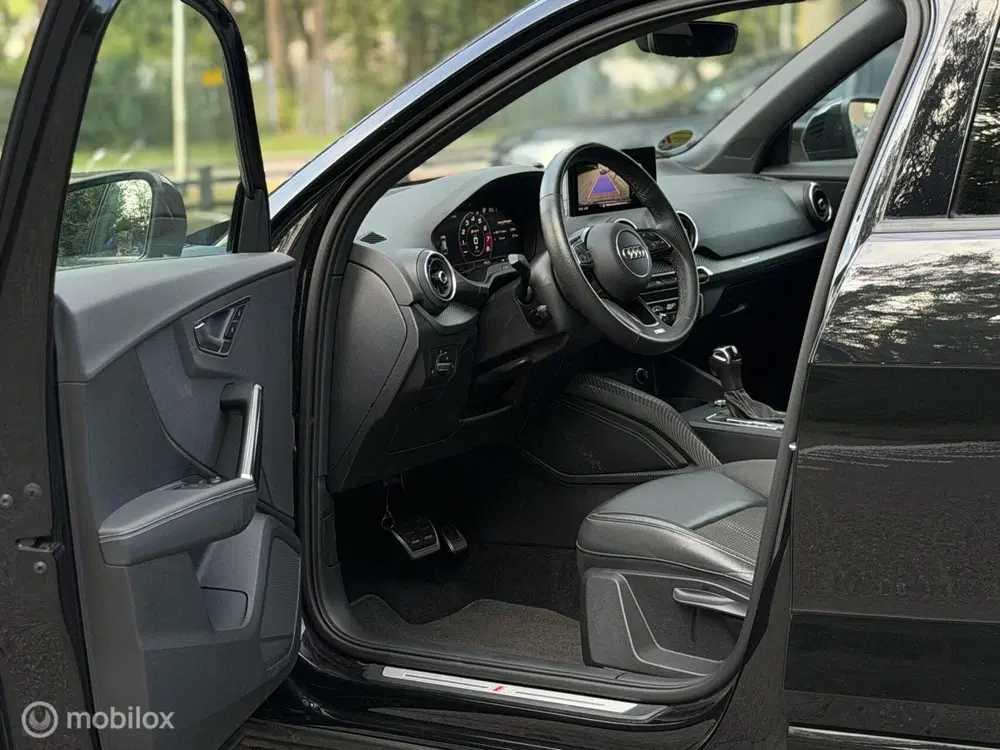 Audi Q2 2.0 TFSI Quattro uit 2023, foto 8