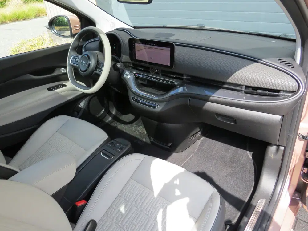 Fiat 500 La Prima 42 kWh by Bocelli *Pano *CarPlay uit 2024, foto 2