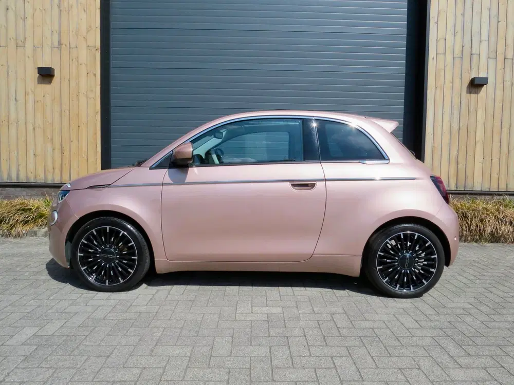 Fiat 500 La Prima 42 kWh by Bocelli *Pano *CarPlay uit 2024, foto 6
