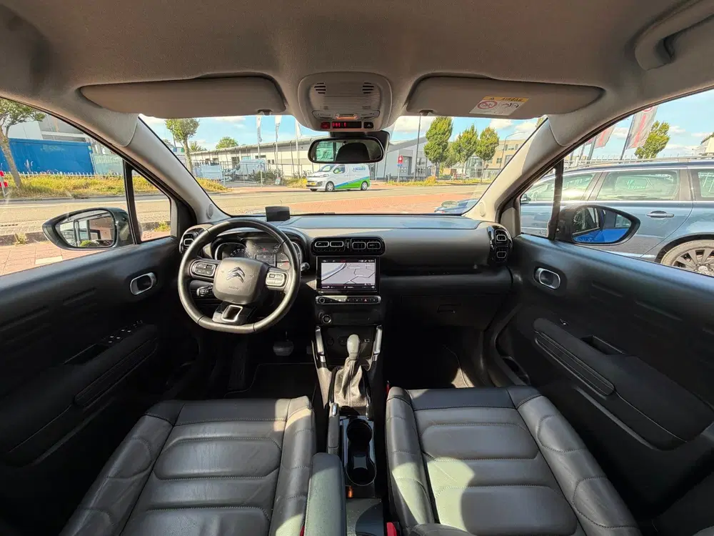 Citroën C3 Aircross Citroen C3 Aircross 1.2 PureTech Shine Pac uit 2022, foto 2