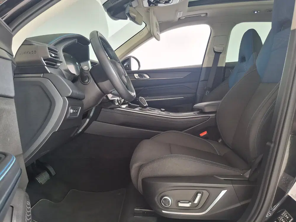 Lynk & Co 01 1.5 PHEV uit 2023, foto 3