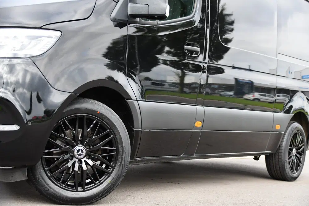 Mercedes-Benz Sprinter 316 RWD 2.2 CDI L2H2 Black Edition Ad uit 2019, foto 3