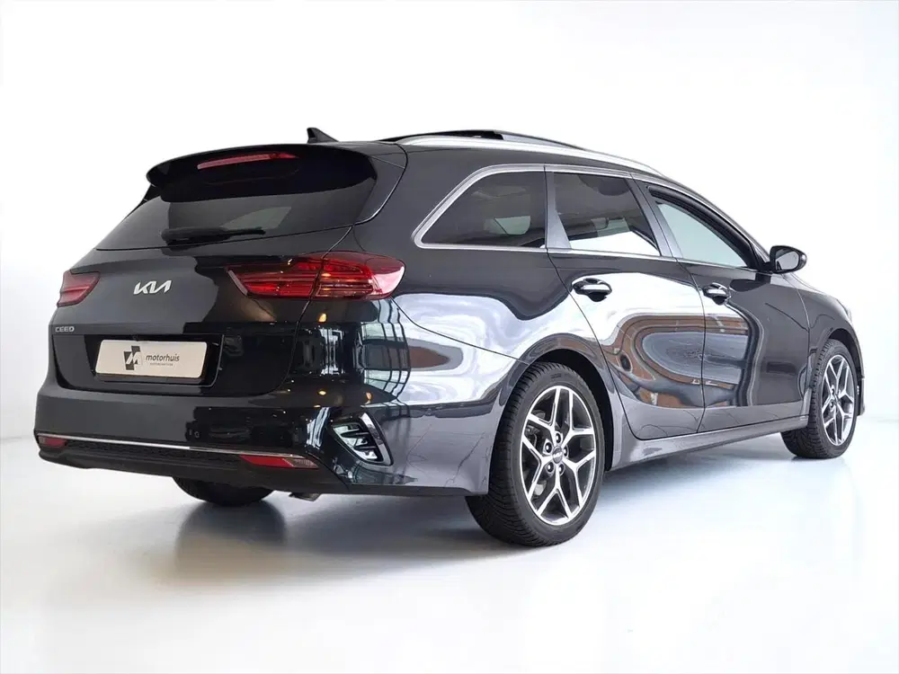 Kia Ceed 1.0 T-GDi ExecutiveLine uit 2024, foto 2