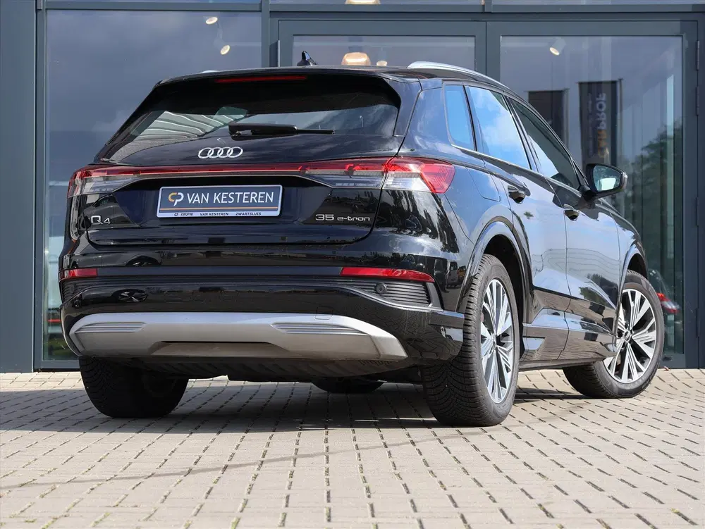 Audi Q4 e-tron 35 e-tron 55kWh 170pk Advanced Edition uit 2022, foto 2