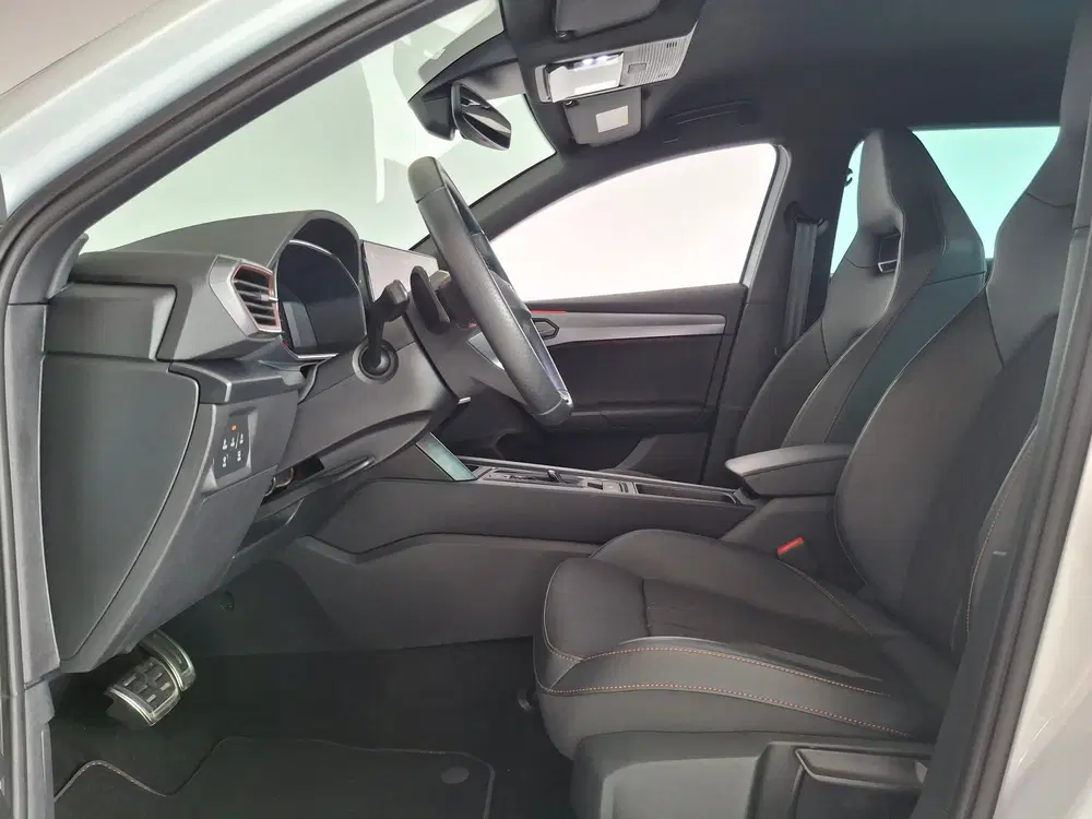 Cupra Leon 1.4 PHEV Copper Edition 245pk Automaat uit 2024, foto 3
