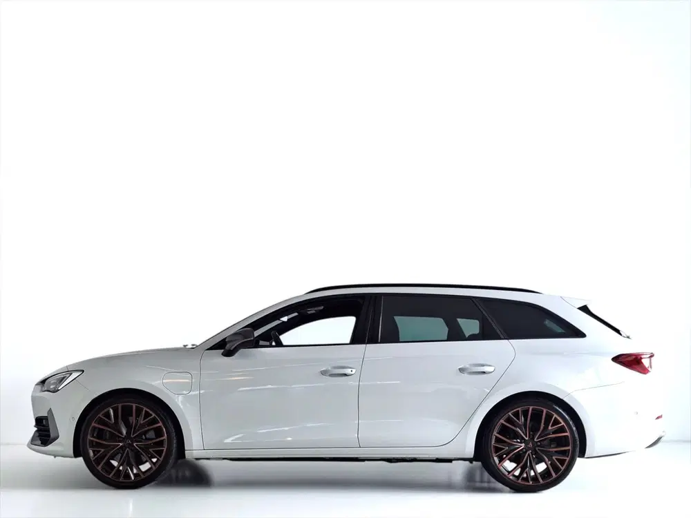 Cupra Leon 1.4 PHEV Copper Edition 245pk Automaat uit 2024, foto 5
