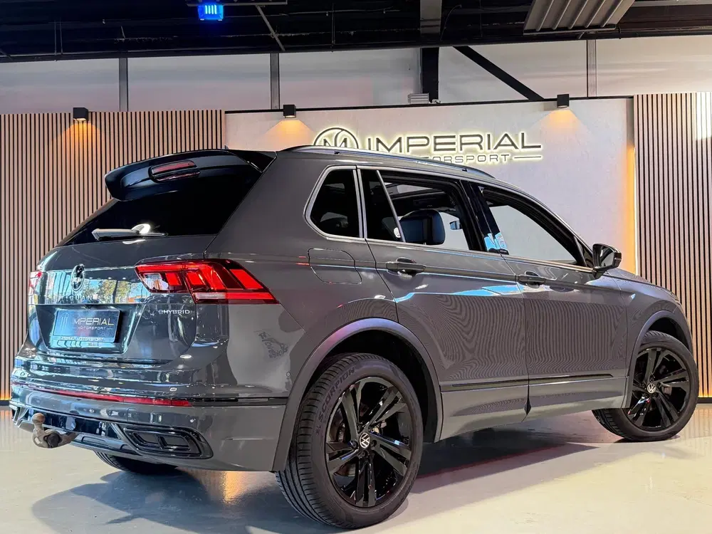 Volkswagen Tiguan 1.4 TSI eHybrid R-Line Pano uit 2023, foto 2