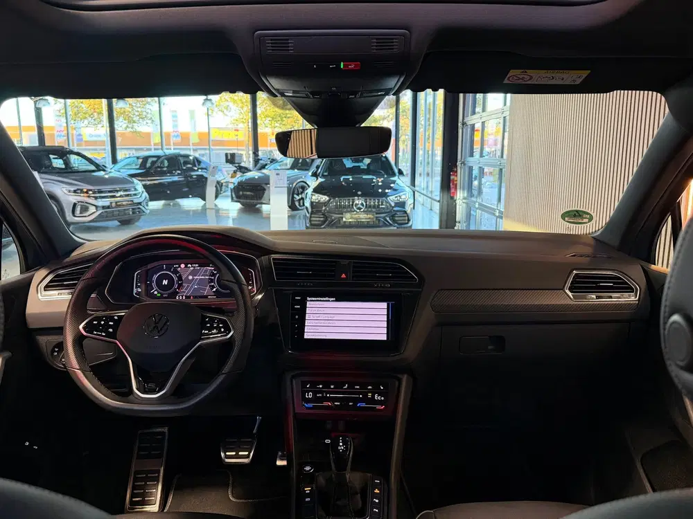 Volkswagen Tiguan 1.4 TSI eHybrid R-Line Pano uit 2023, foto 7
