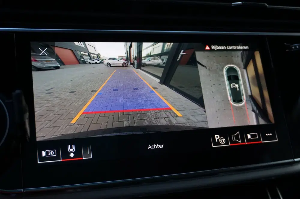 Audi Q8 60 TFSi Competition S uit 2021, foto 10