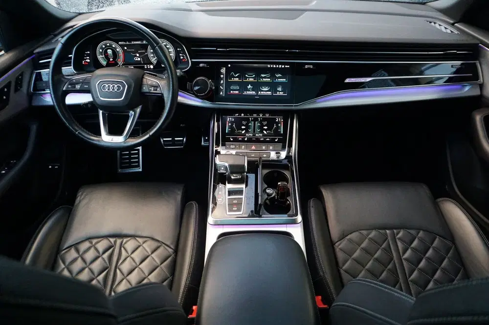 Audi Q8 60 TFSi Competition S uit 2021, foto 3