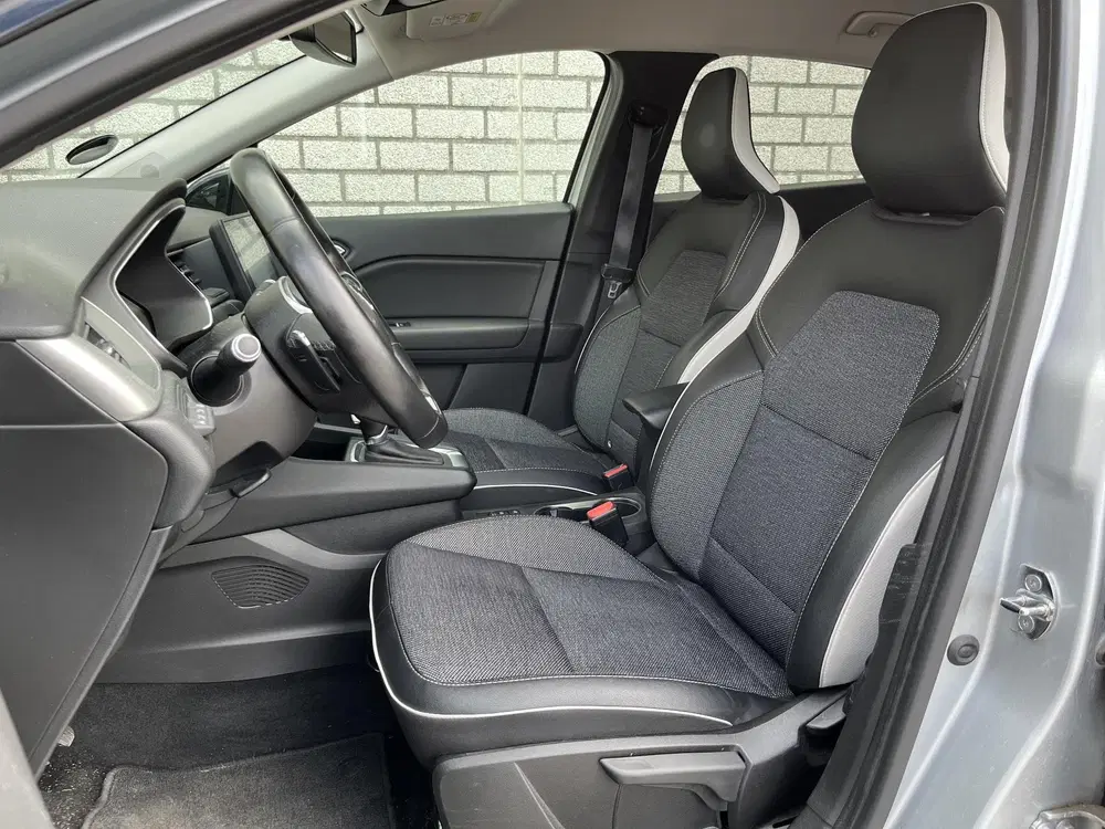 Renault Captur 1.3 TCe 140 Intens uit 2021, foto 7
