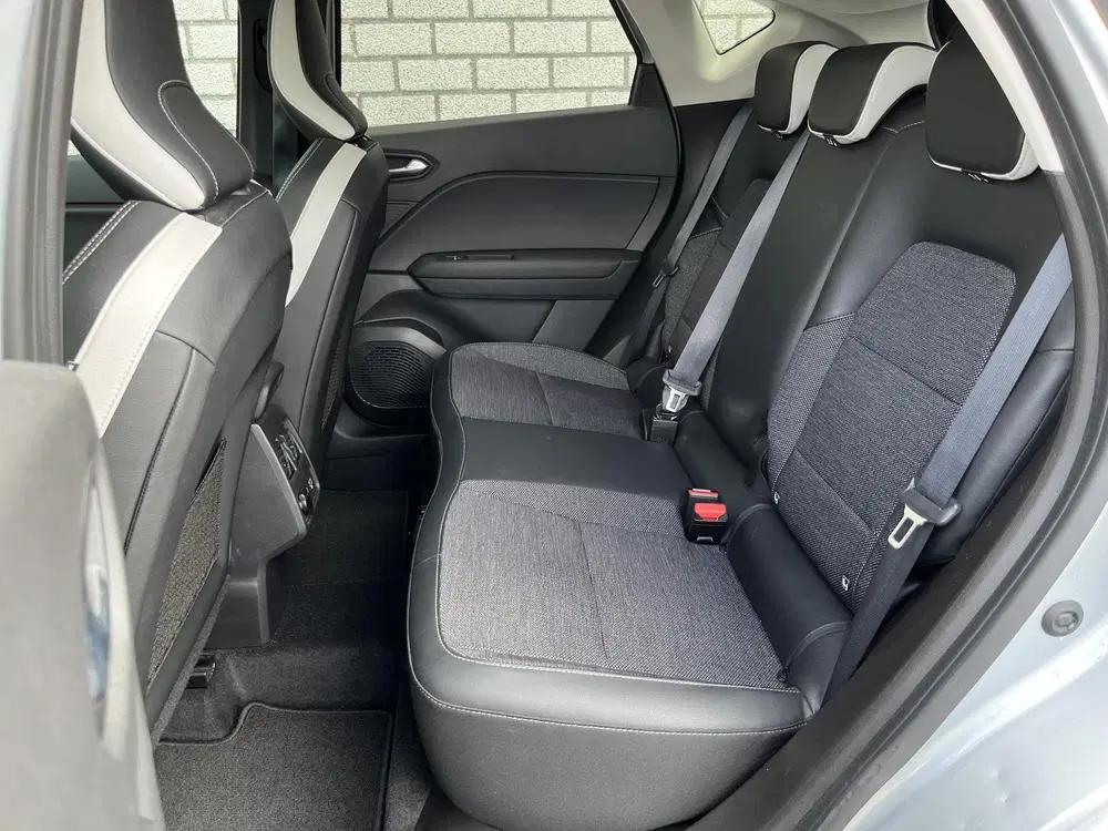 Renault Captur 1.3 TCe 140 Intens uit 2021, foto 9