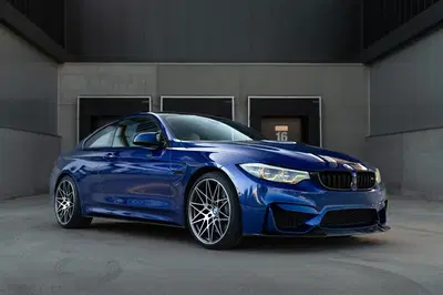 BMW 4-serie M4 Competition M DCT 530PK San Marino blau uit 2019